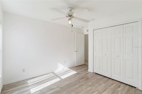 Villa ou maison à louer à Orlando, Floride: 4 chambres, 174.19 m2 № 2211262 - photo 20