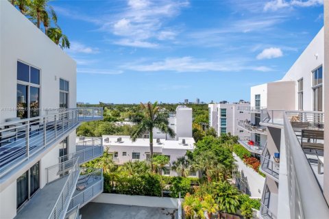 Condominio en alquiler en Miami Beach, Florida, 1 dormitorio, 74.51 m2 № 2016140 - foto 16