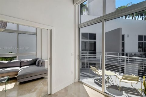Condominio en alquiler en Miami Beach, Florida, 1 dormitorio, 74.51 m2 № 2016140 - foto 11