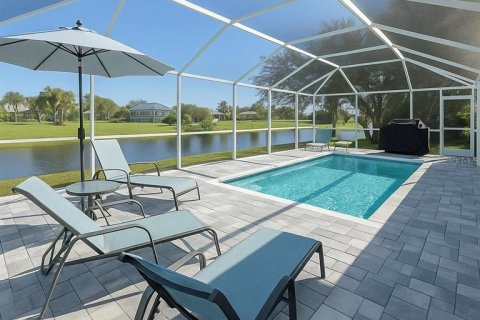 House in Rotonda, Florida 2 bedrooms, 156.82 sq.m. № 1762208 - photo 4