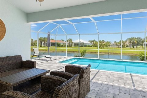 House in Rotonda, Florida 2 bedrooms, 156.82 sq.m. № 1762208 - photo 3