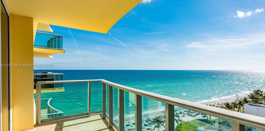 Studio à Condo à Hollywood, Floride № 1481699