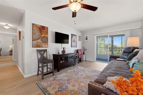 Copropriété à vendre à Bradenton, Floride: 1 chambre, 53.51 m2 № 2155989 - photo 3