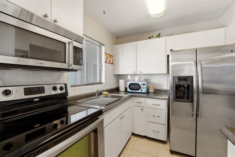 Copropriété à vendre à Bradenton, Floride: 1 chambre, 53.51 m2 № 2155989 - photo 11
