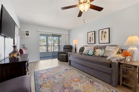 Copropriété à vendre à Bradenton, Floride: 1 chambre, 53.51 m2 № 2155989 - photo 4