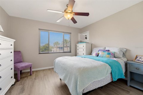 Copropriété à vendre à Bradenton, Floride: 1 chambre, 53.51 m2 № 2155989 - photo 15