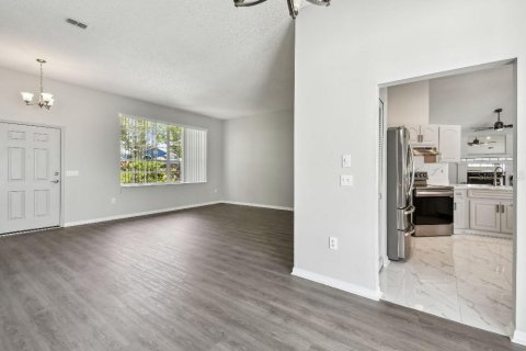 Villa ou maison à vendre à Tarpon Springs, Floride: 4 chambres, 194.54 m2 № 1751384 - photo 11