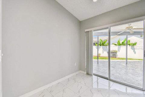 Villa ou maison à vendre à Tarpon Springs, Floride: 4 chambres, 194.54 m2 № 1751384 - photo 19