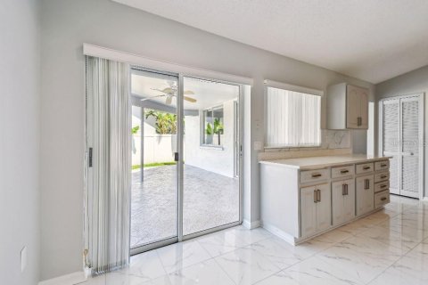 Villa ou maison à vendre à Tarpon Springs, Floride: 4 chambres, 194.54 m2 № 1751384 - photo 20