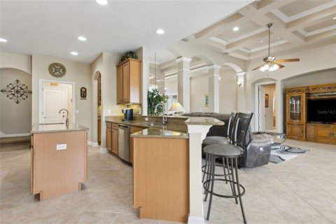 Купить виллу или дом в Уинтер-Гарден, Флорида 15 комнат, 360.55м2, № 1761085 - фото 22