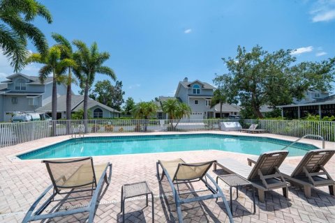 House in Largo, Florida 2 bedrooms, 105.63 sq.m. № 1851391 - photo 29