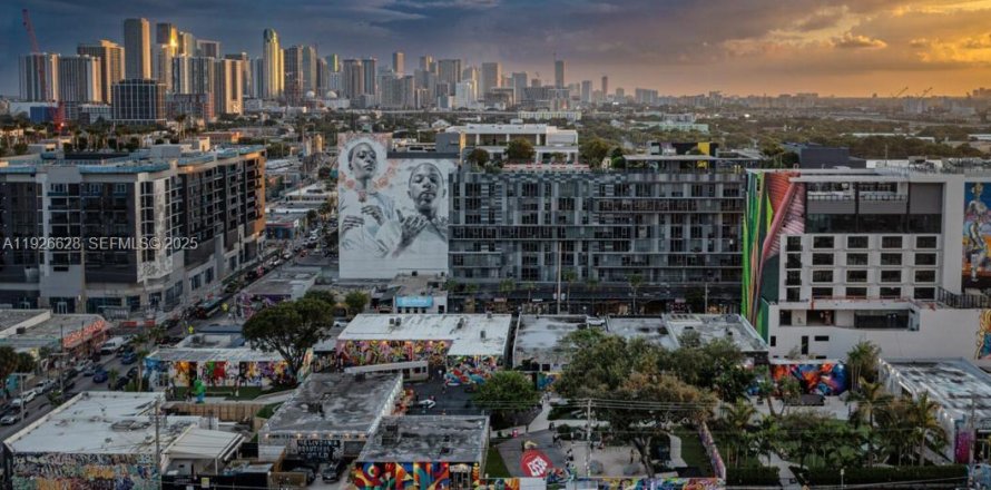 Immobilier commercial à Miami, Floride № 1986512