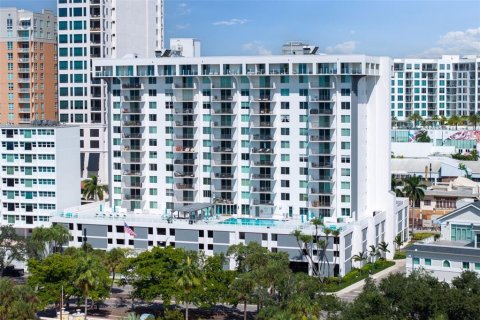 Copropriété à vendre à Sarasota, Floride: 1 chambre, 89.65 m2 № 2429054 - photo 2