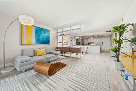 Copropriété à vendre à Sarasota, Floride: 1 chambre, 89.65 m2 № 2429054 - photo 12