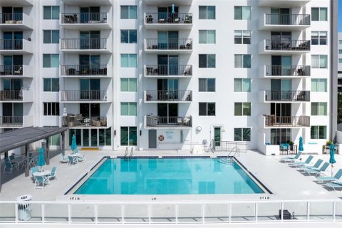 Copropriété à vendre à Sarasota, Floride: 1 chambre, 89.65 m2 № 2429054 - photo 4
