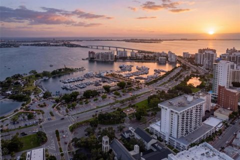 Copropriété à vendre à Sarasota, Floride: 1 chambre, 89.65 m2 № 2429054 - photo 3