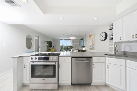 Copropriété à vendre à Sarasota, Floride: 1 chambre, 89.65 m2 № 2429054 - photo 8