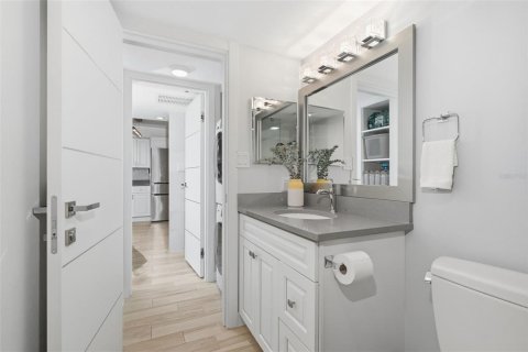 Copropriété à vendre à Sarasota, Floride: 1 chambre, 89.65 m2 № 2429054 - photo 15