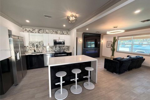 House in Fort Lauderdale, Florida 3 bedrooms, 121.79 sq.m. № 2020860 - photo 13
