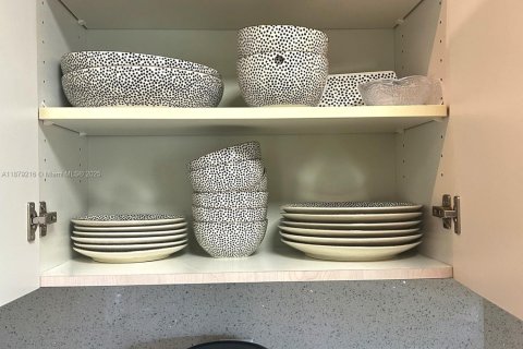 Villa ou maison à louer à Miramar, Floride: 3 chambres, 163.51 m2 № 1927861 - photo 15