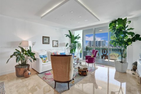 Condo in Aventura, Florida, 3 bedrooms № 1984559 - photo 29
