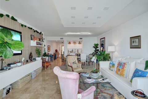 Condo in Aventura, Florida, 3 bedrooms № 1984559 - photo 27
