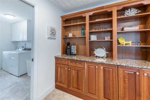 Casa en alquiler en Punta Gorda, Florida, 3 dormitorios, 210.42 m2 № 1717134 - foto 30
