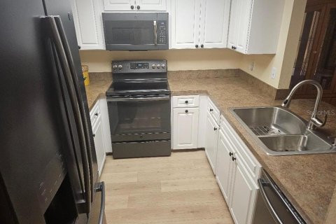 Copropriété à vendre à Sarasota, Floride: 2 chambres, 117.34 m2 № 2148812 - photo 7