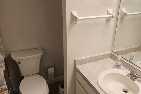 Copropriété à vendre à Sarasota, Floride: 2 chambres, 117.34 m2 № 2148812 - photo 14