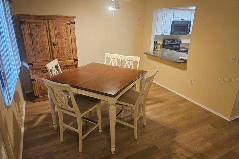Copropriété à vendre à Sarasota, Floride: 2 chambres, 117.34 m2 № 2148812 - photo 8