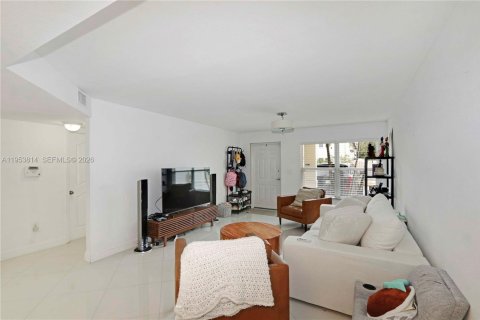 Купить кондоминиум в Дорал, Флорида 3 спальни, 204.94м2, № 2008203 - фото 9