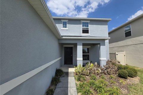 Villa ou maison à vendre à Davenport, Floride: 4 chambres, 200.67 m2 № 2213801 - photo 2