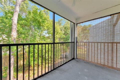 Condo in Largo, Florida, 3 bedrooms № 2218509 - photo 27