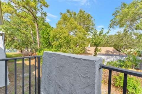 Condo in Largo, Florida, 3 bedrooms № 2218509 - photo 21