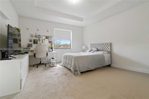 Adosado en venta en Doral, Florida, 4 dormitorios, 163.23 m2 № 2042188 - foto 26