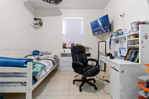 Adosado en venta en Doral, Florida, 4 dormitorios, 163.23 m2 № 2042188 - foto 24