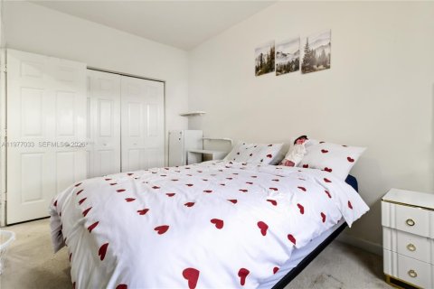 Adosado en venta en Doral, Florida, 4 dormitorios, 163.23 m2 № 2042188 - foto 30