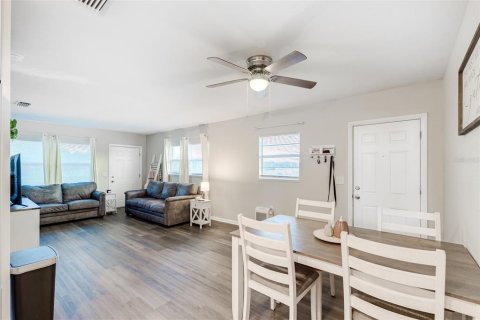 Casa en venta en Lake Wales, Florida, 4 dormitorios, 153.75 m2 № 1392143 - foto 8