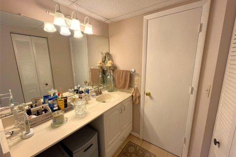 Condo in Margate, Florida, 1 bedroom № 2249411 - photo 12