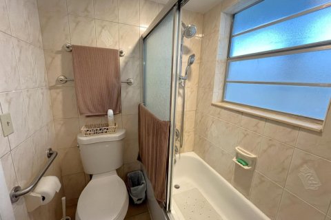 Condo in Margate, Florida, 1 bedroom № 2249411 - photo 15