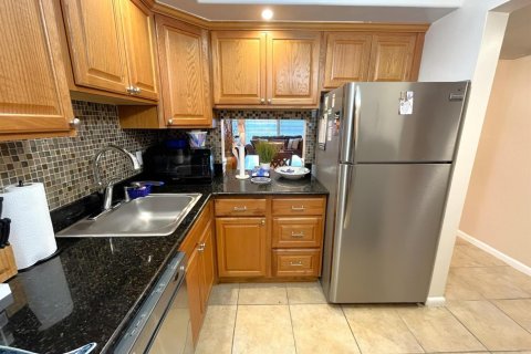 Condo in Margate, Florida, 1 bedroom № 2249411 - photo 6