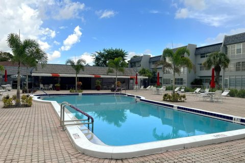 Condo in Margate, Florida, 1 bedroom № 2249411
