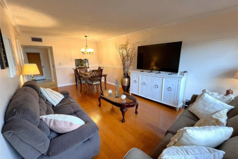 Condo in Margate, Florida, 1 bedroom № 2249411 - photo 8