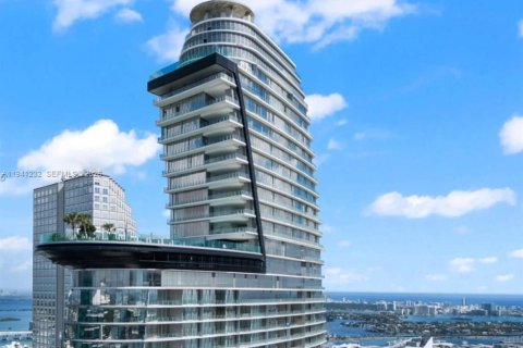 Copropriété à louer à Miami, Floride: 1 chambre, 71.26 m2 № 1999040 - photo 16