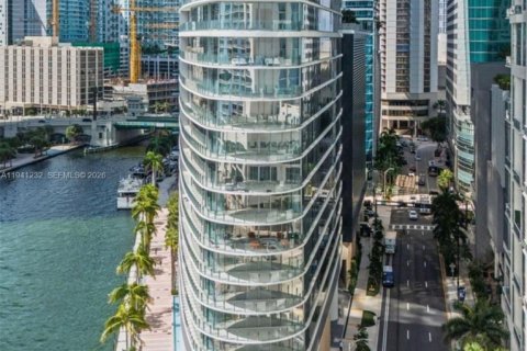 Copropriété à louer à Miami, Floride: 1 chambre, 71.26 m2 № 1999040 - photo 14