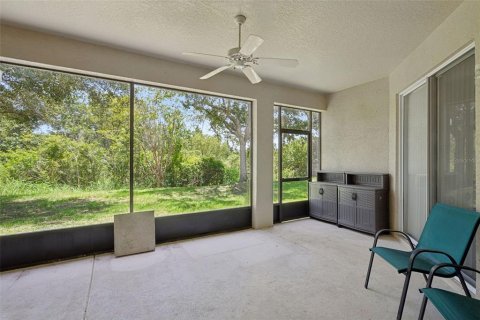 House in Orlando, Florida 5 bedrooms, 345.6 sq.m. № 2157685 - photo 21