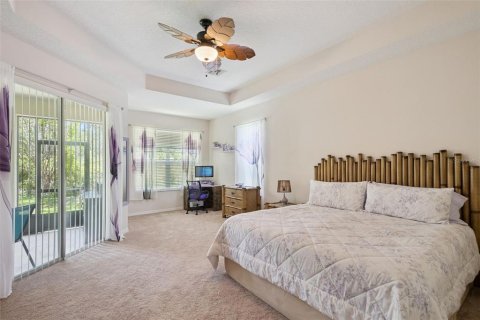 House in Orlando, Florida 5 bedrooms, 345.6 sq.m. № 2157685 - photo 9
