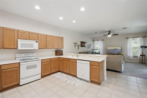 House in Orlando, Florida 5 bedrooms, 345.6 sq.m. № 2157685 - photo 5