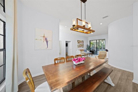 Villa ou maison à vendre à Saint Petersburg, Floride: 4 chambres, 213.77 m2 № 1636641 - photo 7