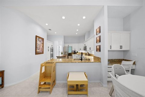 Villa ou maison à vendre à Saint Petersburg, Floride: 4 chambres, 213.77 m2 № 1636641 - photo 22